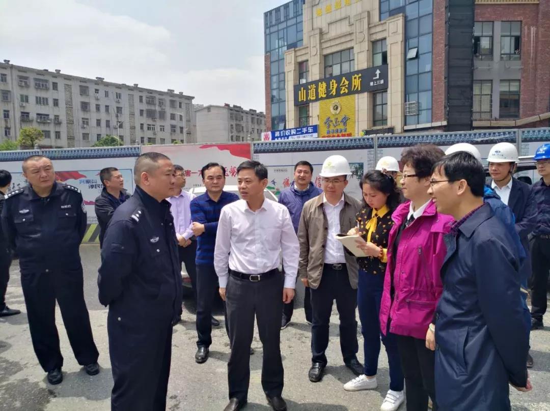 回顾丨在劳动节劳动,是劳动者的最大光荣