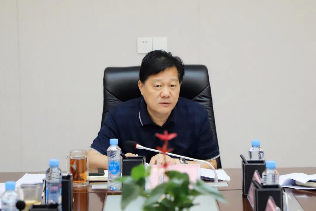 集团组织召开党委(扩大)学习会议
